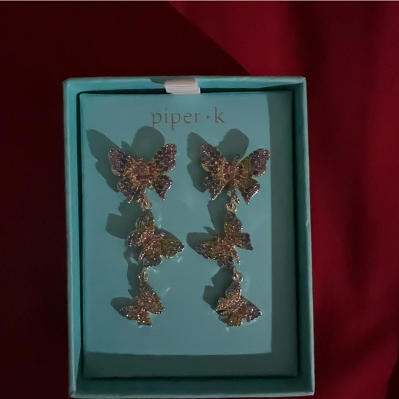 Authentic NIB - Picture 2 of 6